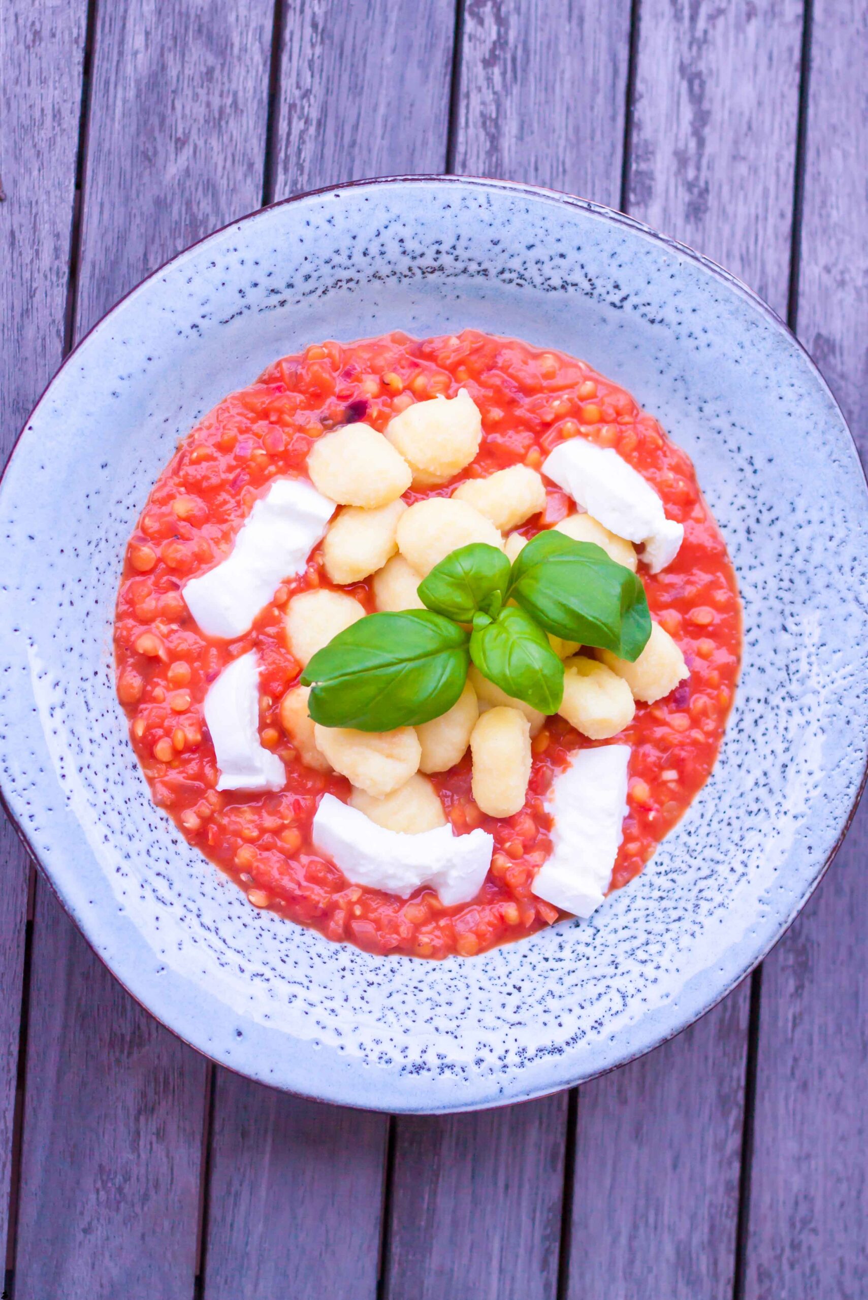 Gnocchi med tomatsås och mozzarella – Snabblagad middag!
